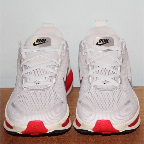 Nike Vomero 18 Running Shoes Mens 6 Womens 7.5 Platinum Tint Fire Red